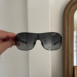 Ray-Ban Dark Gray Sunglasses